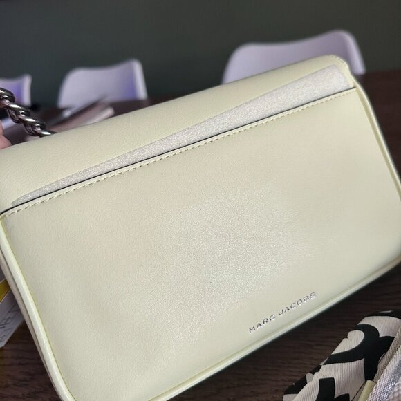 NWT! New Marc Jacobs J Marc Shoulder Bag -Smooth leather -Tender Yellow - Picture 6 of 13